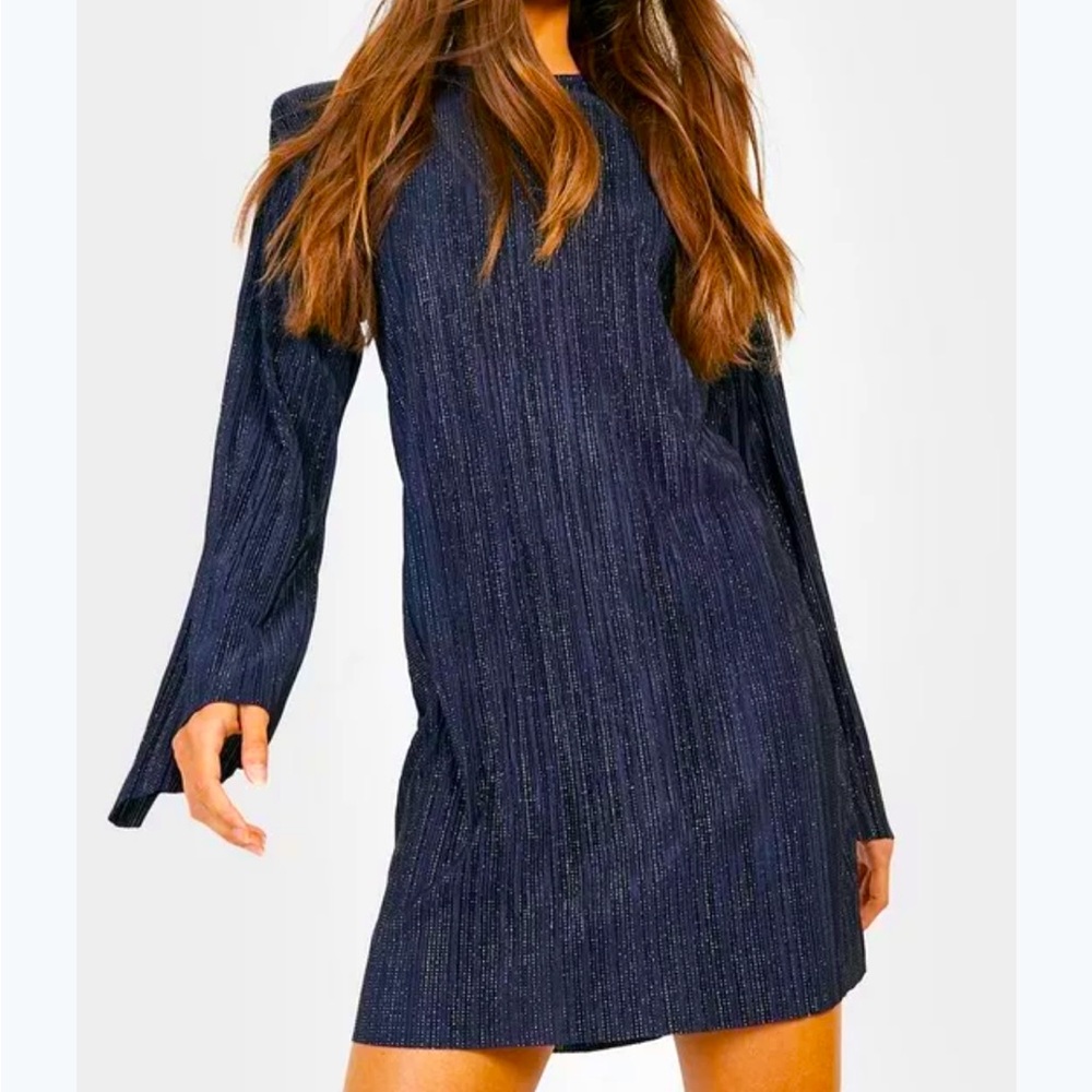Navy Blue V necked pleated Dress long bell sleeves Elegant & Comfy Size L EUC